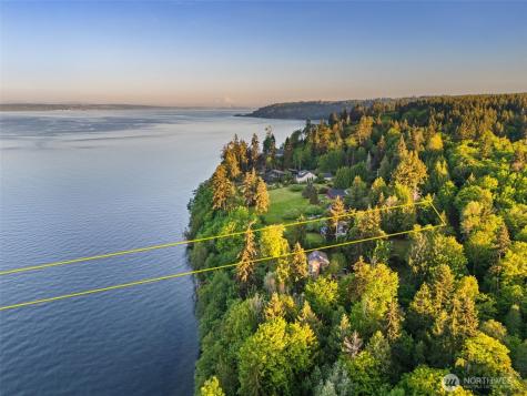 31698 Sunrise Beach Court NE Kingston WA 98346