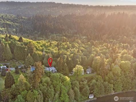 31698 Sunrise Beach Court NE Kingston WA 98346