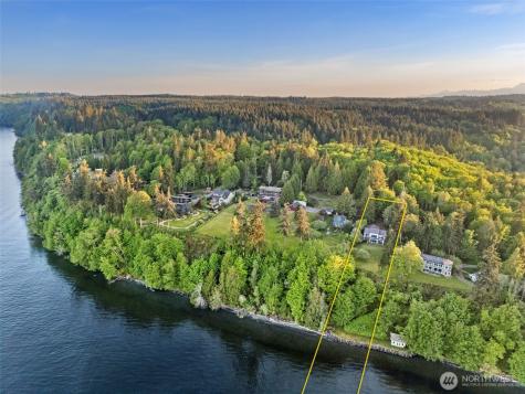 31698 Sunrise Beach Court NE Kingston WA 98346