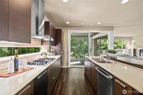 16910 40th Avenue SE Bothell WA 98012