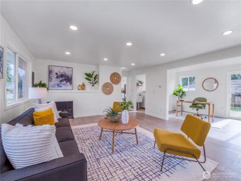18 232nd Place SW Bothell WA 98021