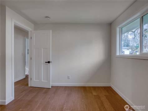 18 232nd Place SW Bothell WA 98021