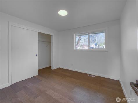 18 232nd Place SW Bothell WA 98021