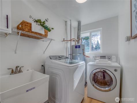 18 232nd Place SW Bothell WA 98021