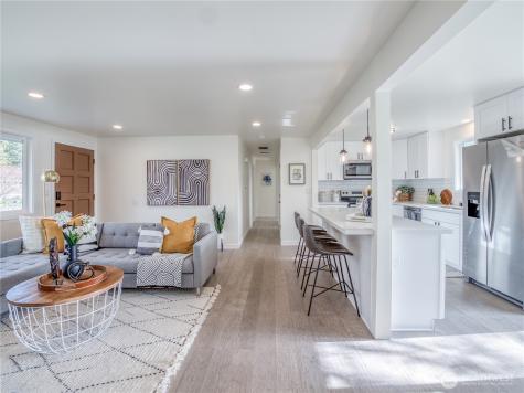 18 232nd Place SW Bothell WA 98021