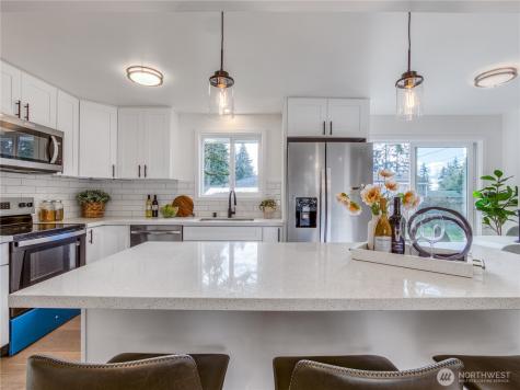 18 232nd Place SW Bothell WA 98021