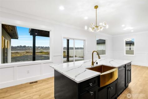 1515 W Lakeside Drive Moses Lake WA 98837