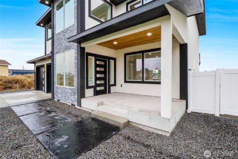 1515 W Lakeside Drive Moses Lake WA 98837