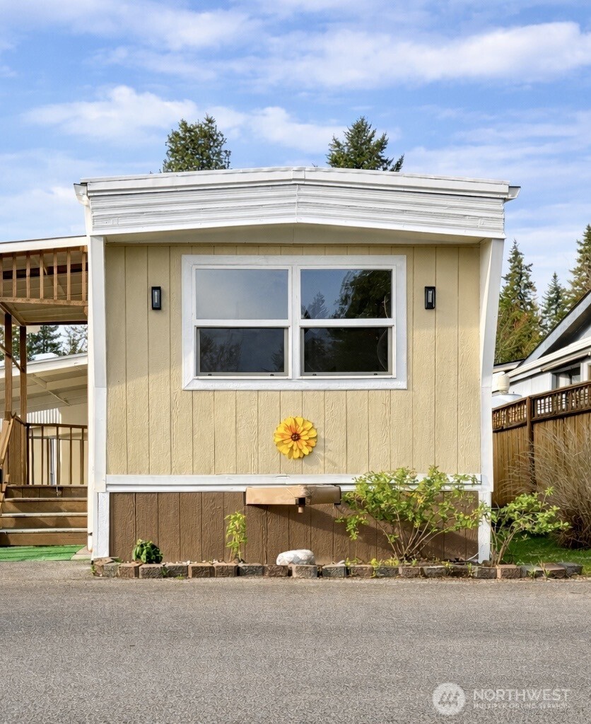 24222 54th Avenue W Mountlake Terrace WA 98043