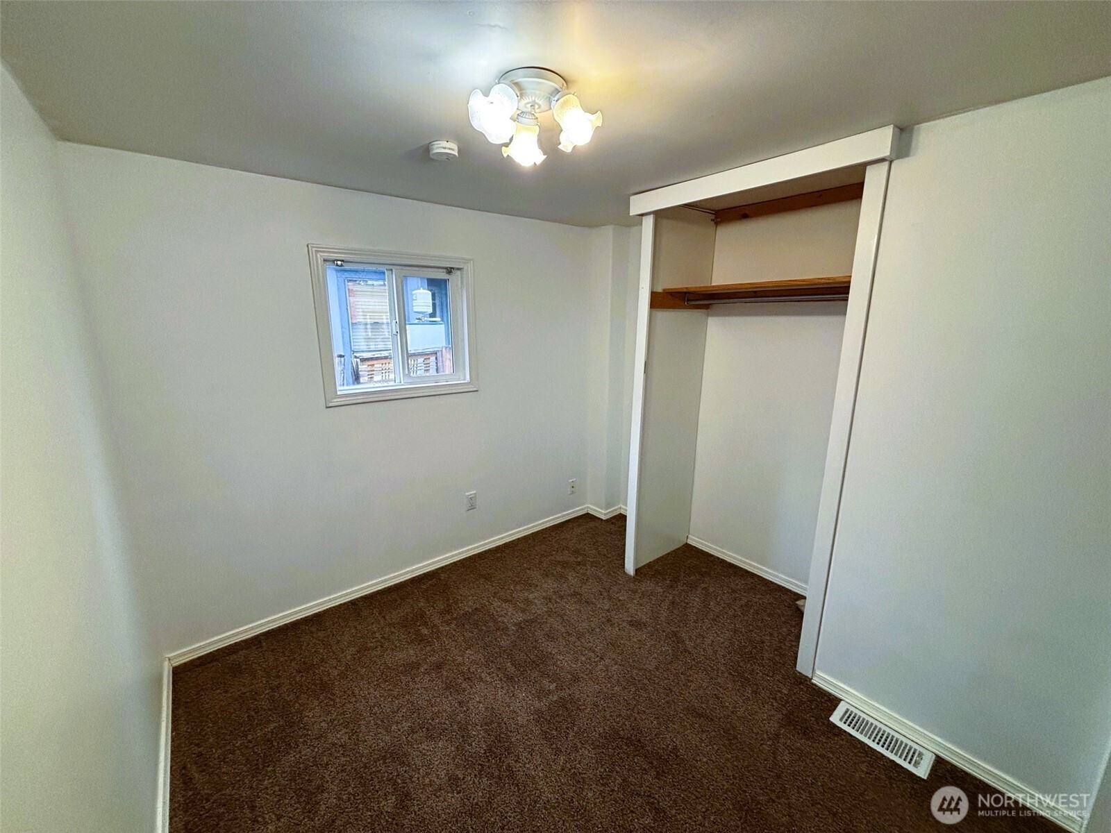 24222 54th Avenue W Mountlake Terrace WA 98043