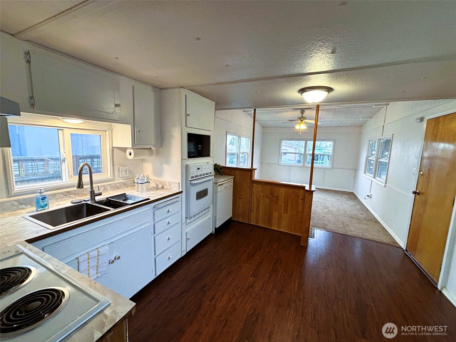24222 54th Avenue W Mountlake Terrace WA 98043