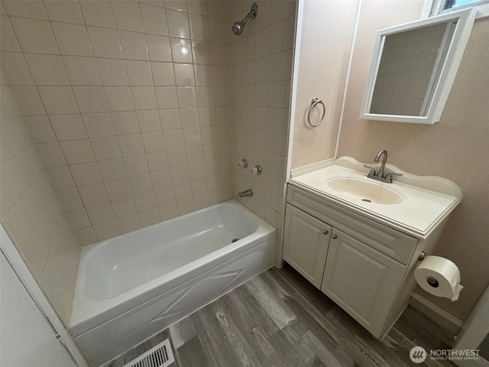 24222 54th Avenue W Mountlake Terrace WA 98043