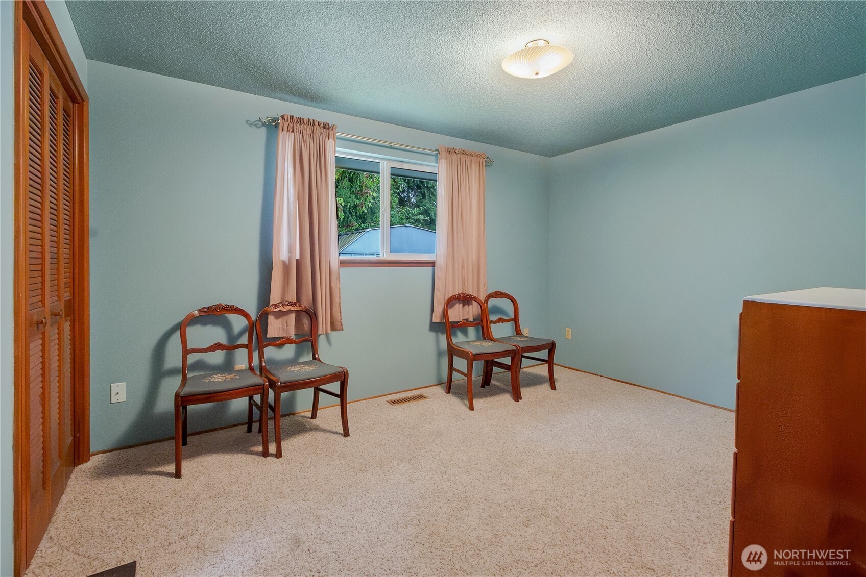 5242 N 10th Street Tacoma WA 98406