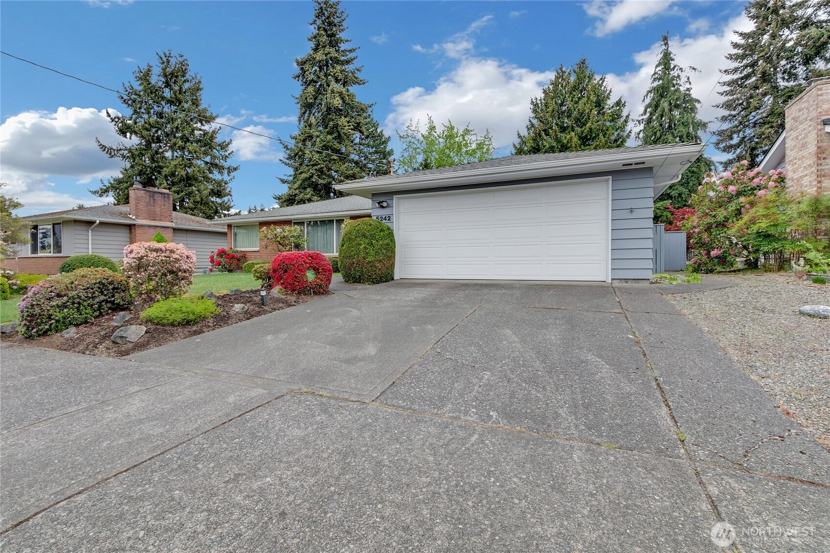 5242 N 10th Street Tacoma WA 98406