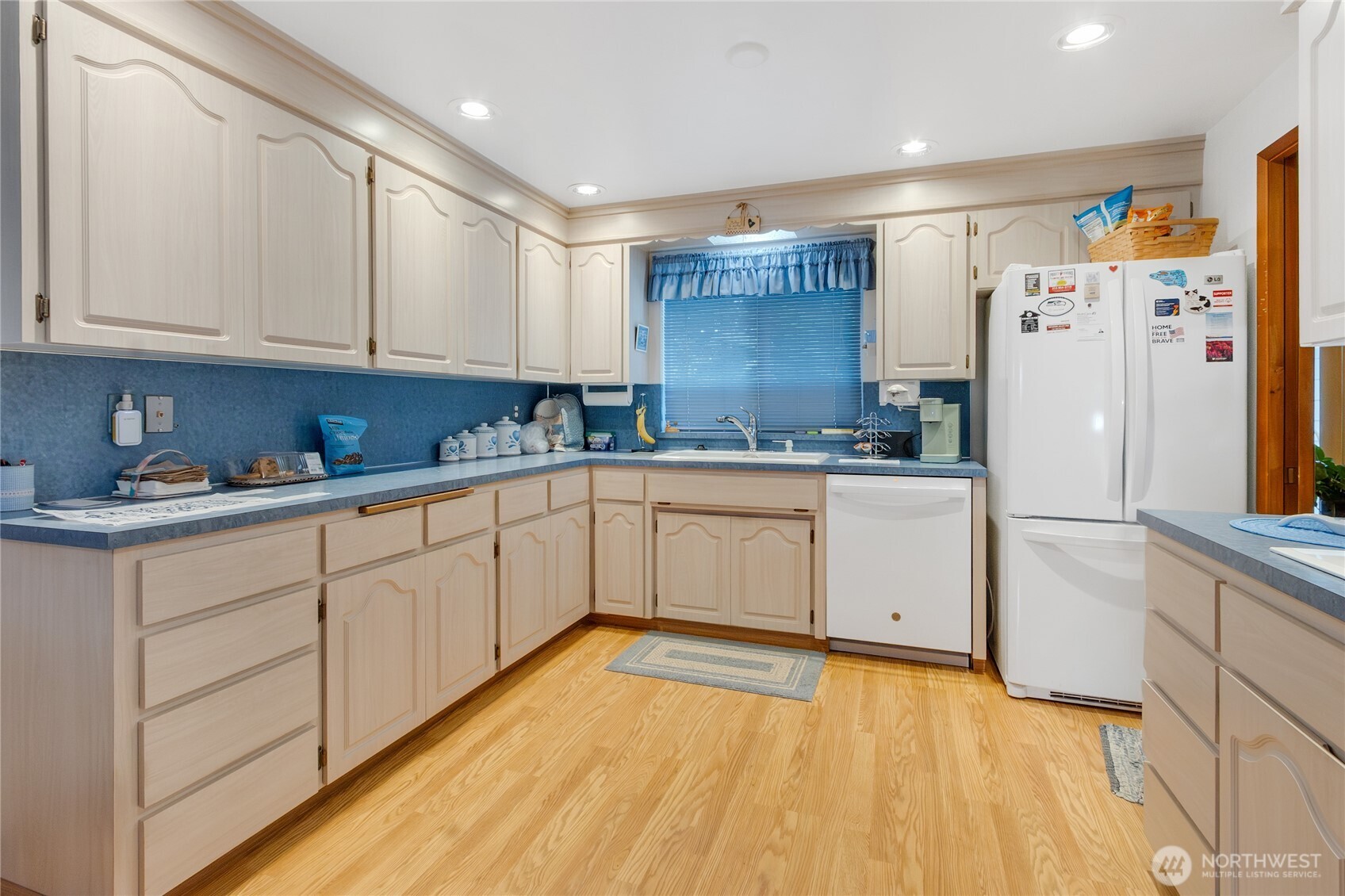 5242 N 10th Street Tacoma WA 98406