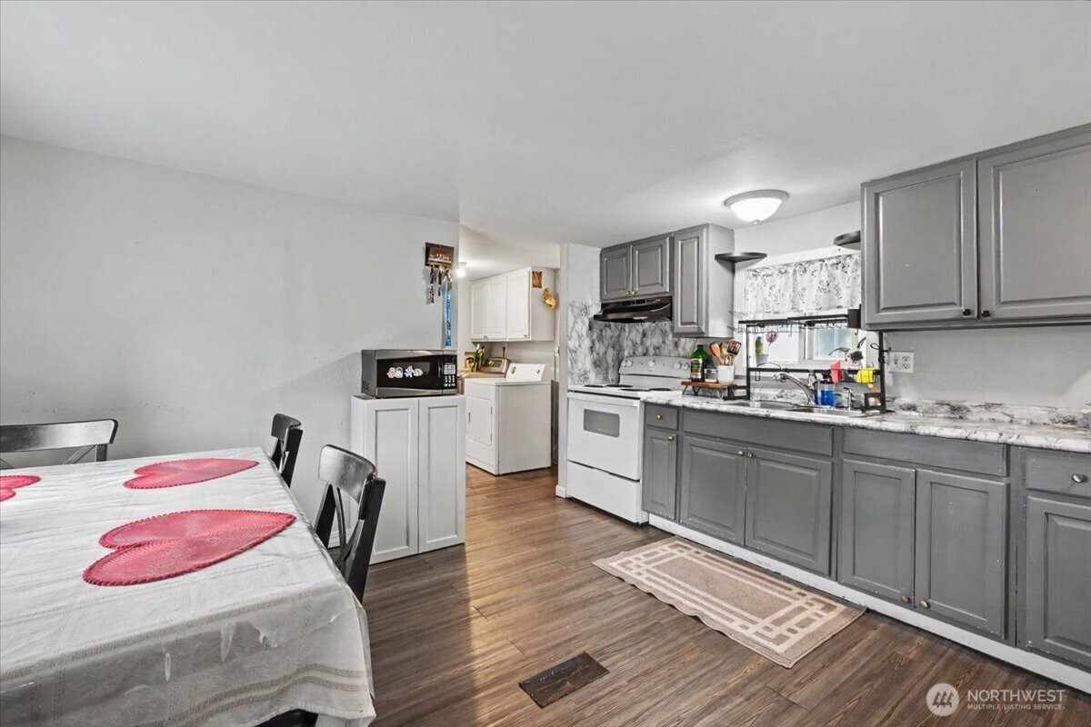 7404 187th Street Ct E Puyallup WA 98375