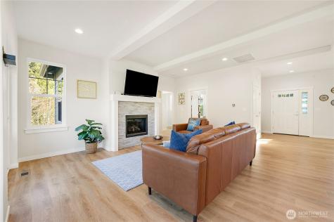 83 Pelton Court Port Ludlow WA 98365