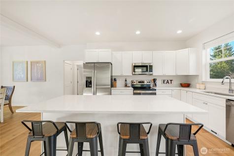 83 Pelton Court Port Ludlow WA 98365
