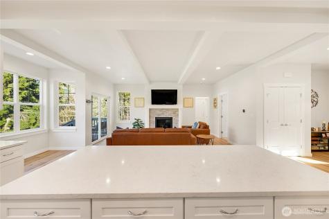 83 Pelton Court Port Ludlow WA 98365