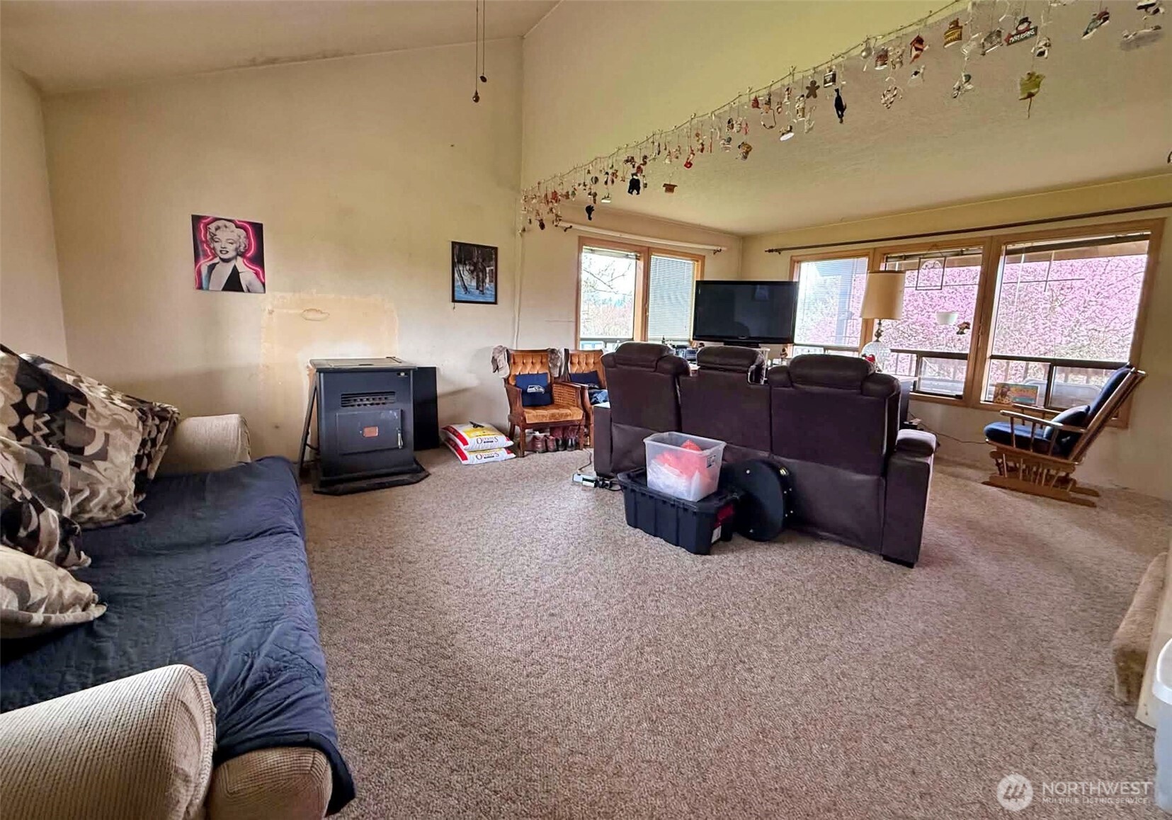 141 Filbert Road Silver Creek WA 98585
