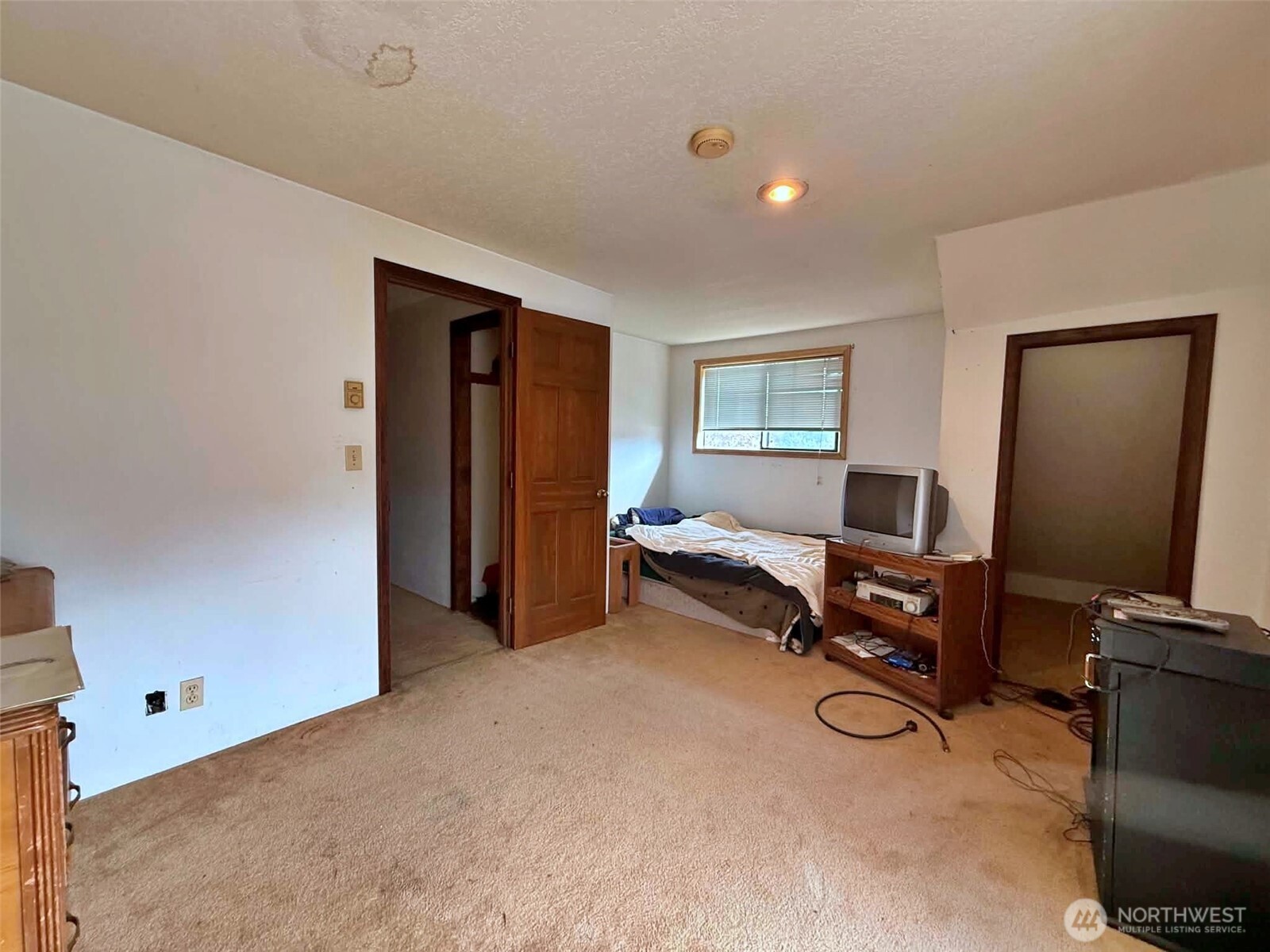141 Filbert Road Silver Creek WA 98585