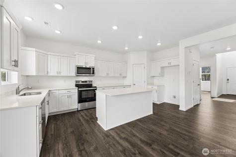 7911 287th Place NW Stanwood WA 98292