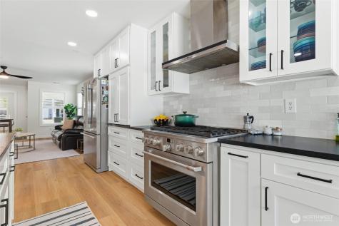 3488 Mcdaniel Street Dupont WA 98327
