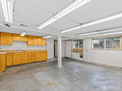 23406 94th Avenue W Edmonds WA 98020