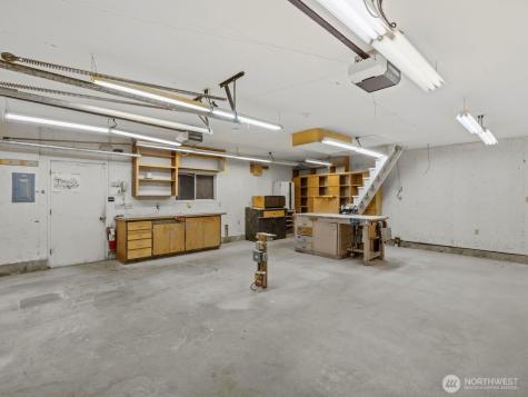 23406 94th Avenue W Edmonds WA 98020