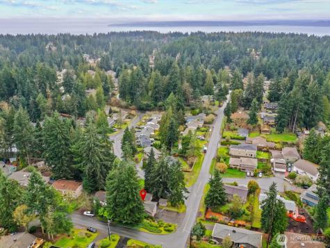 23406 94th Avenue W Edmonds WA 98020