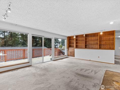 23406 94th Avenue W Edmonds WA 98020
