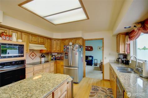 3805 N Avenue W Anacortes WA 98221