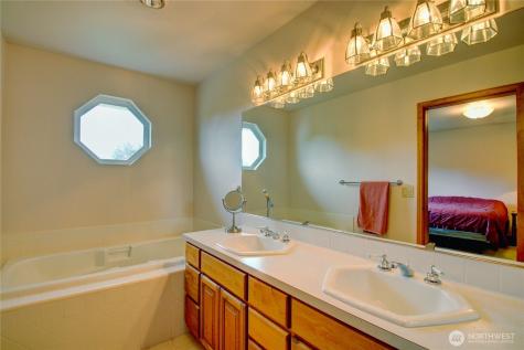 3805 N Avenue W Anacortes WA 98221
