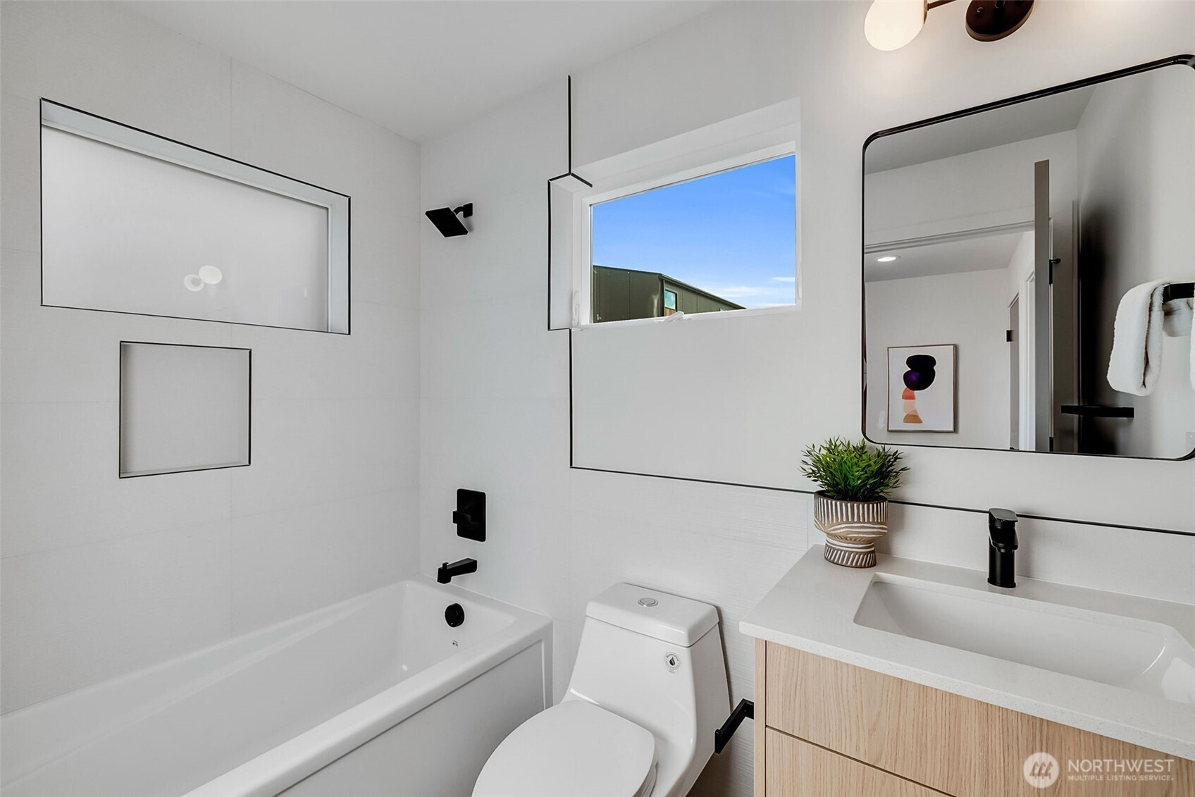 4405 S Holly Street Seattle WA 98118