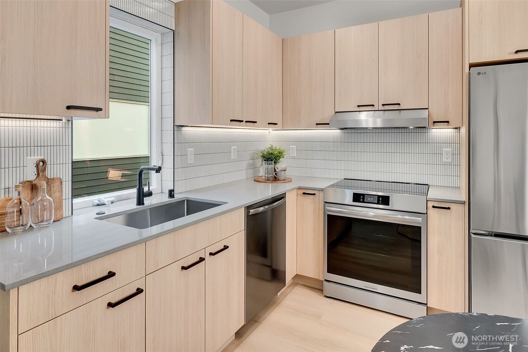4405 S Holly Street Seattle WA 98118