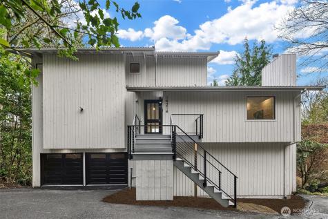 14214 Westwood Place NE Seattle WA 98125