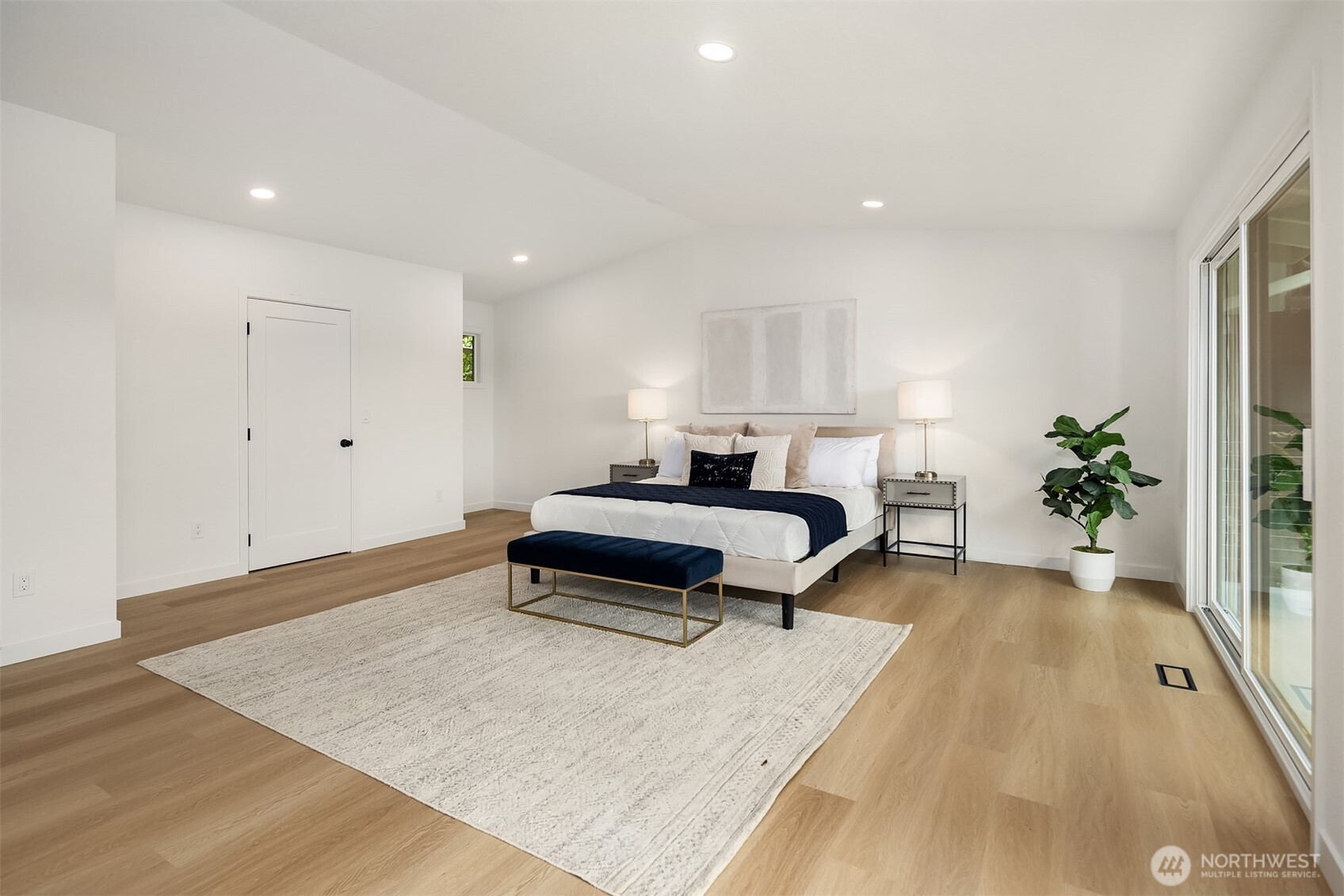 14214 Westwood Place NE Seattle WA 98125