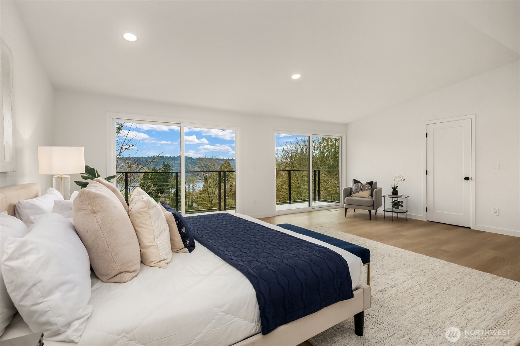 14214 Westwood Place NE Seattle WA 98125