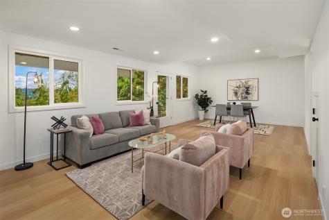 14214 Westwood Place NE Seattle WA 98125