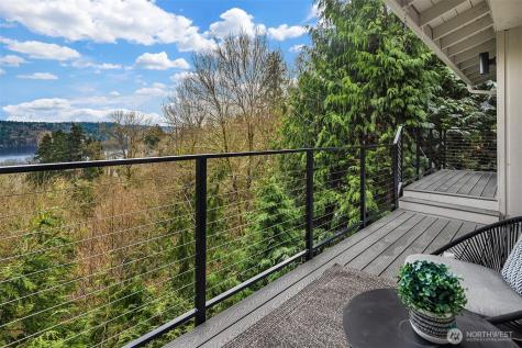 14214 Westwood Place NE Seattle WA 98125