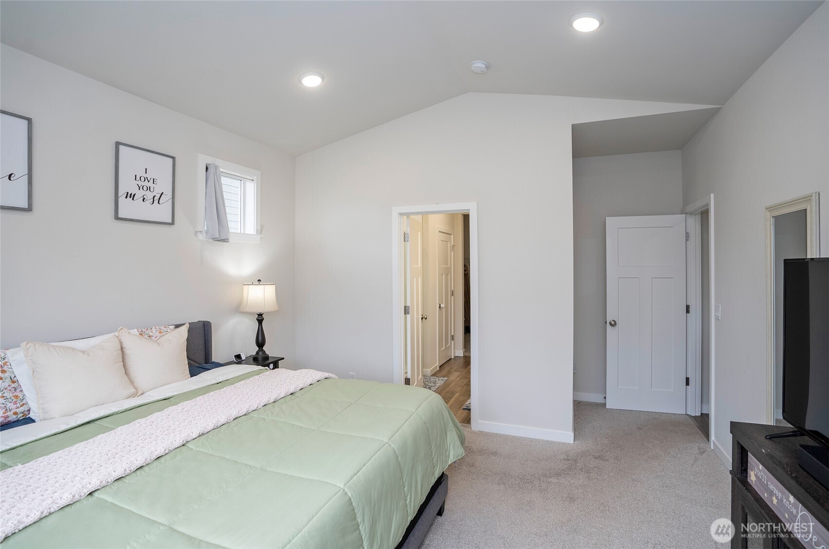 3843 SW Sylvia Court Port Orchard WA 98367