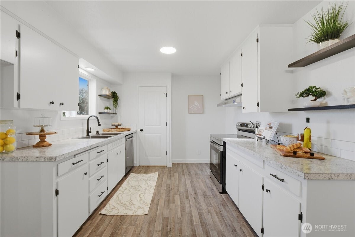 132 Green Acres Drive Castle Rock WA 98611