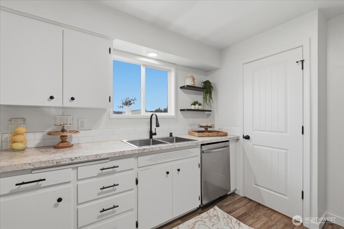 132 Green Acres Drive Castle Rock WA 98611