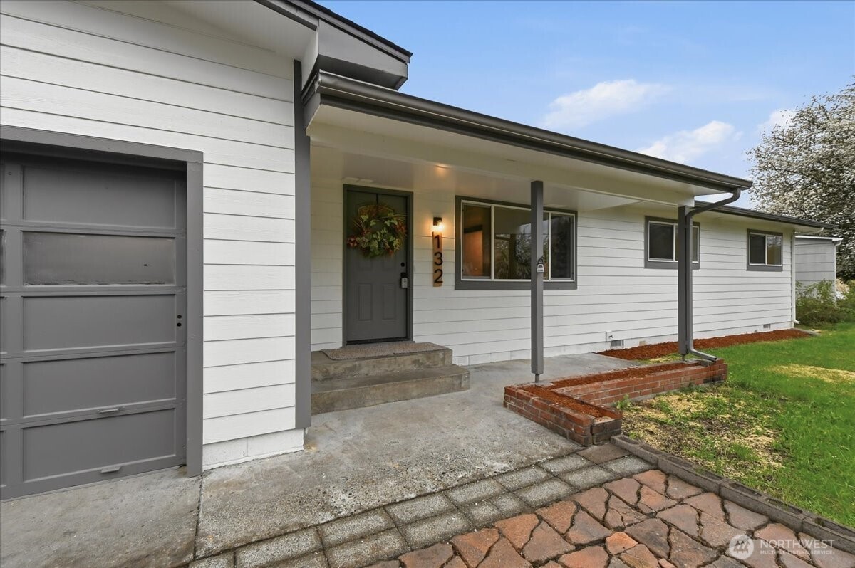 132 Green Acres Drive Castle Rock WA 98611