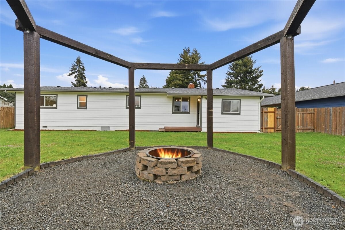 132 Green Acres Drive Castle Rock WA 98611
