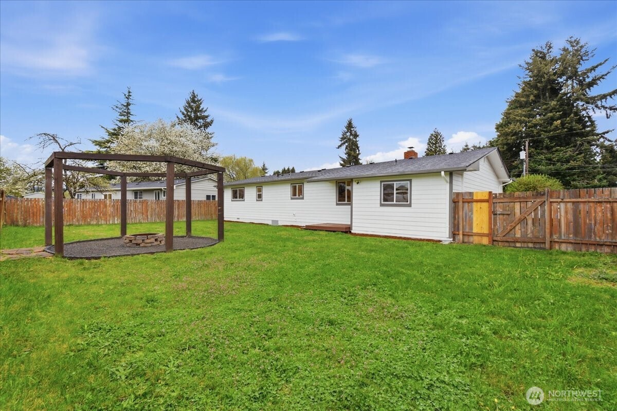 132 Green Acres Drive Castle Rock WA 98611