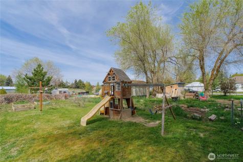316 S Columbia Avenue Waterville WA 98858
