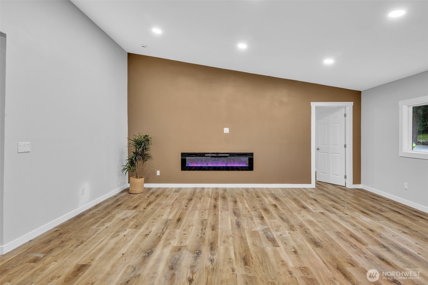 37412 34th Avenue S Roy WA 98580