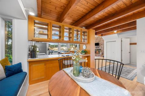 16273 Reitan Road NE Bainbridge Island WA 98110
