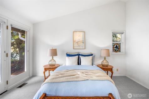 16273 Reitan Road NE Bainbridge Island WA 98110